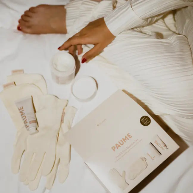 Hand & Foot Essentials Boxed Set