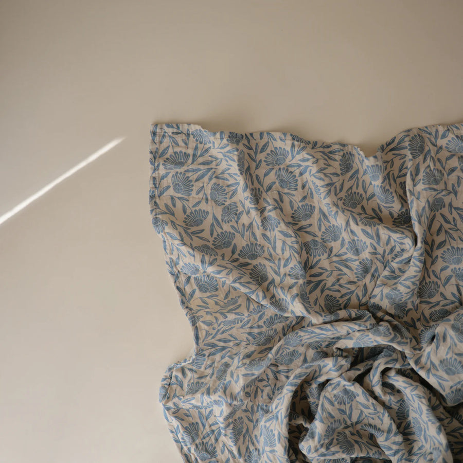 Organic Cotton Muslin Swaddle Blue Flowers